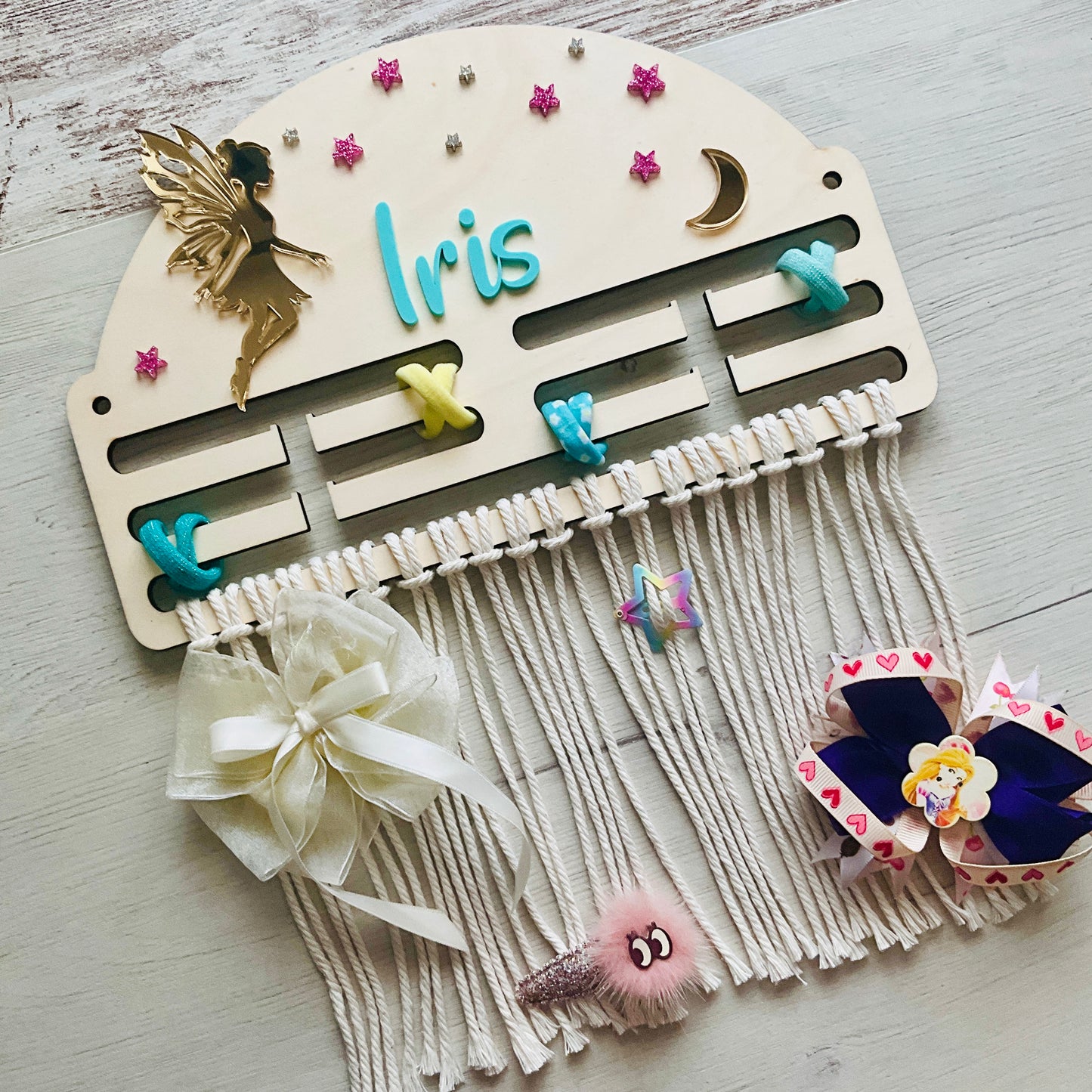 Organizador de lazos para el pelo personalizado con nombre. Almacenamiento de horquillas y diademas.