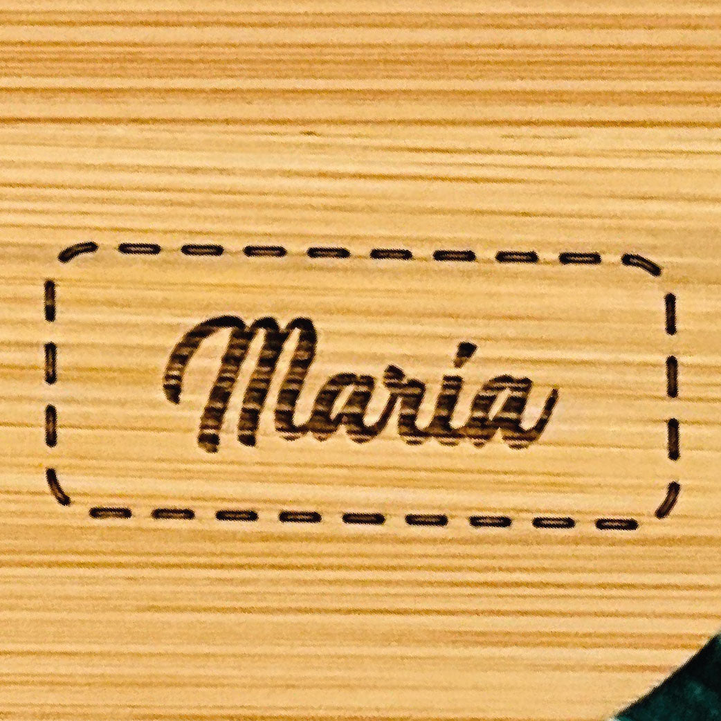 Fiambrera Bento + Cubiertos. Grabado Nombre en tapa y cubiertos.